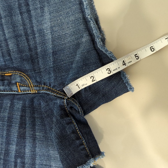 Distressed shorts sz 26 - Picture 8 of 8